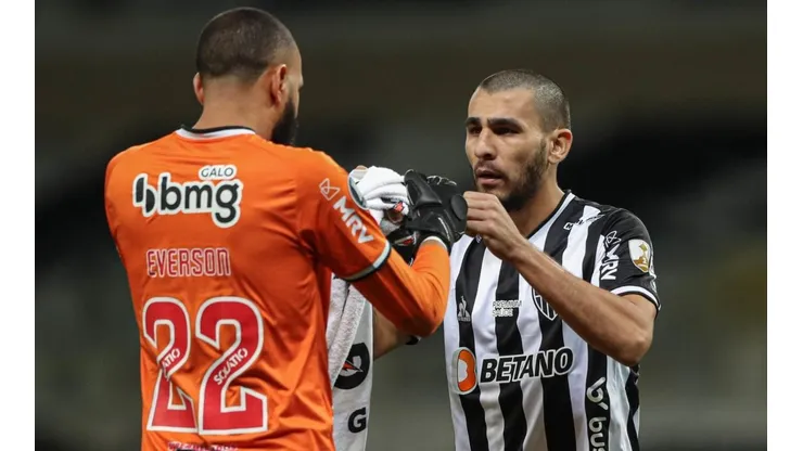 Foto: Pedro Souza/Atlético - Junior Alonso deixou o Atlético rumo à Rússia e Nathan também é assediado por clubes do Velho Continente