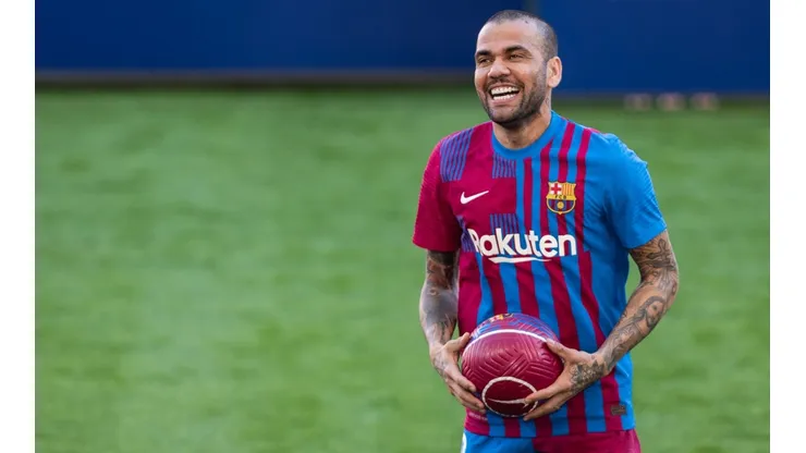 Presentation Of Dani Alves As New Player Of FC Barcelona