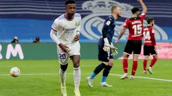 Vinícius Jr. vive sua melhor temporada na carreira; prodígio vem em alta no Real Madrid, em grande parceria com Benzema