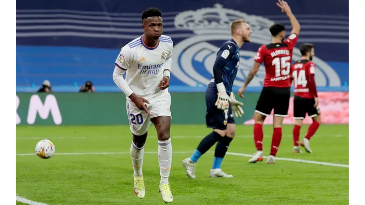 Vinícius Jr. vive sua melhor temporada na carreira; prodígio vem em alta no Real Madrid, em grande parceria com Benzema