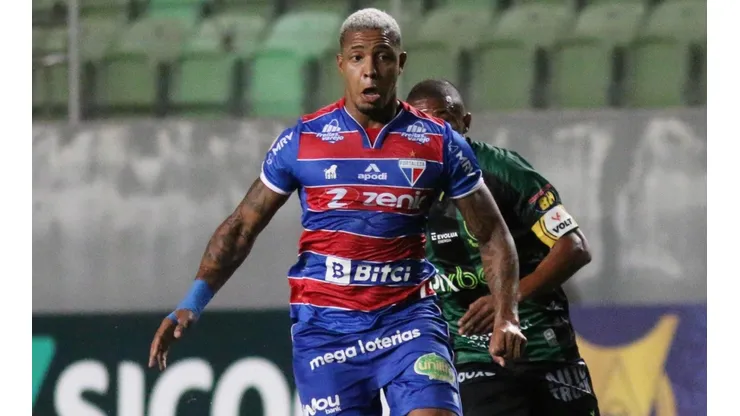 Foto: Fernando Moreno/AGIF - David: destaque do Fortaleza é alvo do Inter no mercado da bola