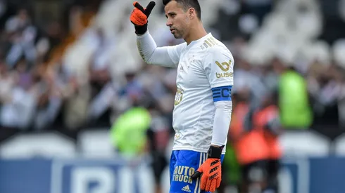 Foto: Thiago Ribeiro/AGIF | Fábio está fora do Cruzeiro