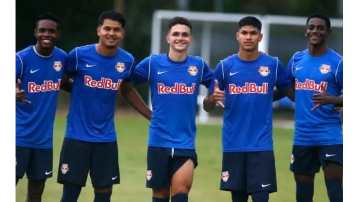 Foto: Fernando Roberto/Red Bull Bragantino | Muitos dos jogadores do Bragantino na Copinha têm apenas 17 anos