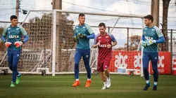 Foto: Vinnicius Silva/Flickr Oficial Cruzeiro - Goleiro foi formado na base celeste e já foi reserva de Fábio