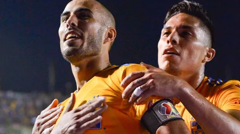 Foto: Azael Rodriguez/Getty Images - Salcedo (à dir.) foi um dos algozes do Palmeiras na semifinal do Mundial de 2021 diante do Tigres