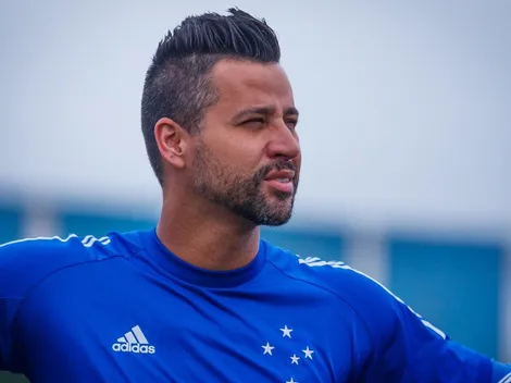 Fábio e R9 não chegam a acordo e Cruzeiro busca reposição de 25 anos na Série B