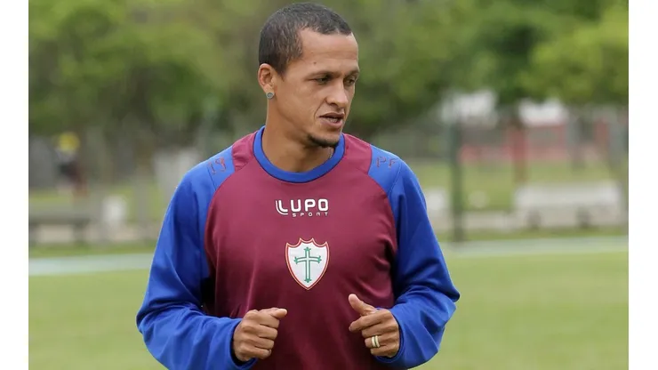 Souza quando atuava pela Portuguesa (Foto: Moises Nascimento/AGIF)