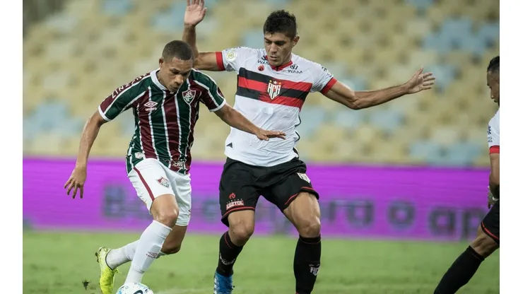 Foto: Jorge Rodrigues/AGIF - Edson está de volta ao Atlético-GO após passagem no futebol do Oriente Médio