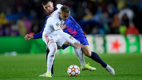 Everton Cebolinha fez muitos jogos saindo do banco nesta temporada e pode deixar o Benfica após insatisfação com o técnico Jorge Jesus