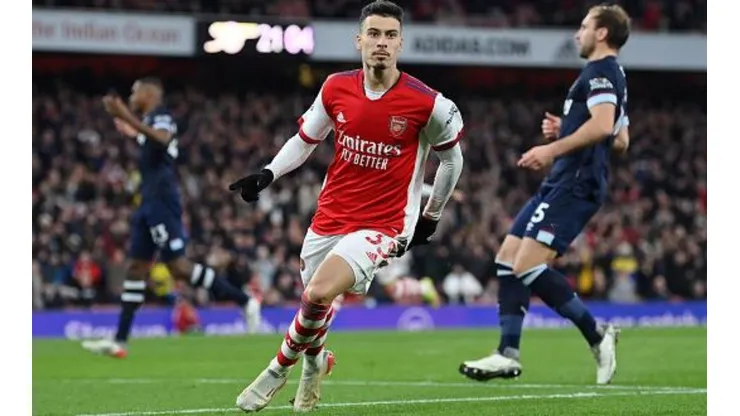 Em alta no Arsenal, Gabriel Martinelli deve estar entre os titulares dos Gooners neste sábado
