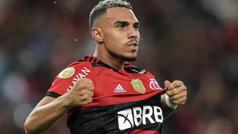 Foto: Thiago Ribeiro/AGIF - Matheuzinho foi um dos destaques em 2021.