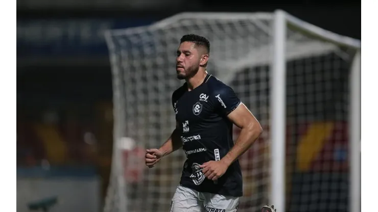 Foto: (Fernando Torres/AGIF) - Neto Pessoa pode deixar o Remo ao final da temporada
