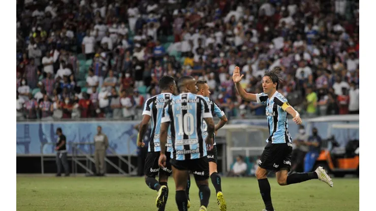 Foto: Jhony Pinho/AGIF - A equipe está na zona de rebaixamento e se complicou após a derrota