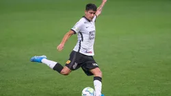 Araos, jogador do Corinthians (Foto: Marcello Zambrana/AGIF)