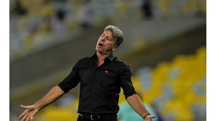Má fase cria dilema para o Flamengo: vale a pena correr risco para escalar jogadores?. (Foto: Thiago Ribeiro/AGIF)