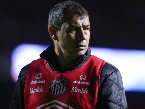 Torcedores do Corinthians 'idolatram' Carille na web por trabalho no Santos