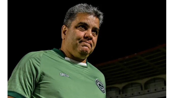 Marcelo Cabo, técnico do Goiás (Foto: Thiago Ribeiro/AGIF)