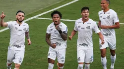 Santos deve lançar novo uniforme ainda este mês.
