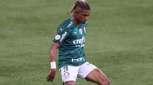 Danilo tem contrato com o Palmeiras até agosto de 2025 | Crédito:Marcello Zambrana/AGIF