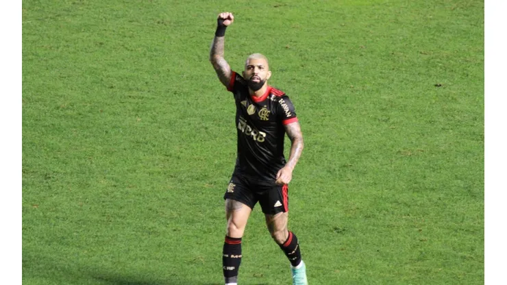 Gabigol marca hat-trick e sobe na artilharia histórica do Flamengo. (Foto: Fernanda Luz/AGIF)