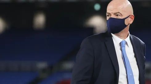 Gianni Infantino, presidente da FIFA, pede que jogadores da Premier League que foram convocados para às Eliminatórias sejam liberados. (Foto: Getty Images)