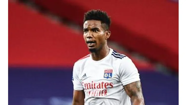 Thiago Mendes não vai jogar no Fluminense.
