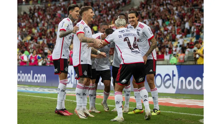 Jogadores do Flamengo comemorando gol contra o Vasco. Foto: Thiago Vasconcelos Dos Santos/AGIF