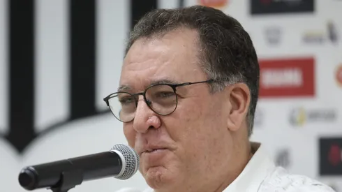 Marcelo Teixeira topa negociar zagueiro, mas com uma condição.