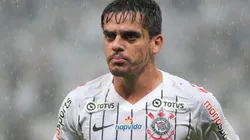 Lateral explicou a comemoração após converter penalidade - Foto: Marcello Zambrana/AGIF.