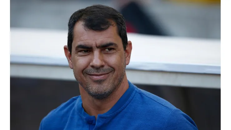 Treinador recebeu a primeira dose da vacina (Foto: Getty Images)