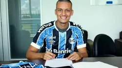 Grêmio renova com Ricardinho, centroavante de 19 anos