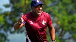 Treinador triunfou na estreia diante do arquirrival Flamengo (Foto: Reprodução/Twitter/Fluminense)
