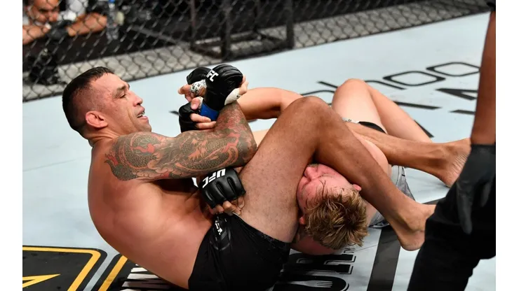Werdum fará estreia no PFL em maio (Foto: Getty Images)