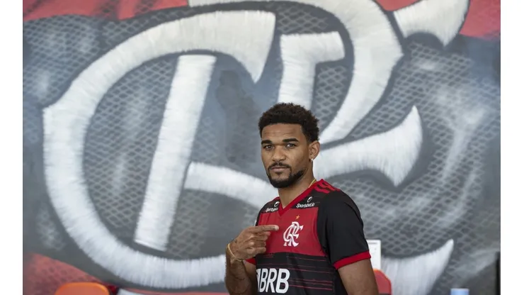 Flamengo mira exemplo de Bruno Viana para reforçar o elenco em 2021