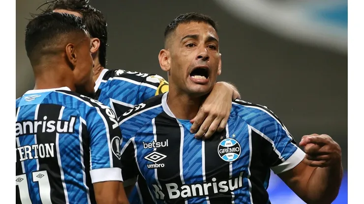 Grêmio x Ayacucho vai passar na TV aberta nesta quarta-feira (10)