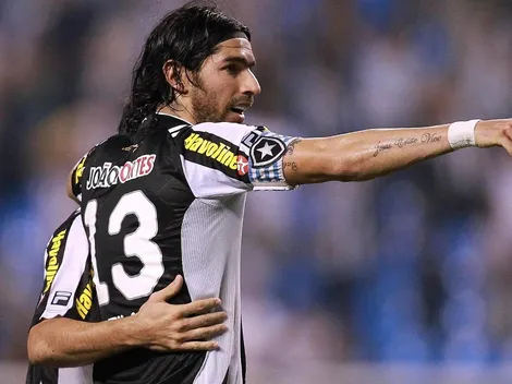 Loco Abreu se declara ao Botafogo e pede profissionalismo para nova gestão