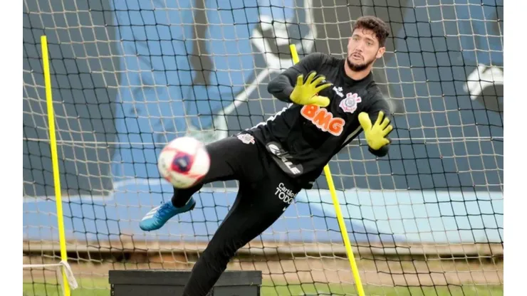 Corinthians não terá Gustavo Mosquito no dérbi; Luan e Caíque foram inscritos