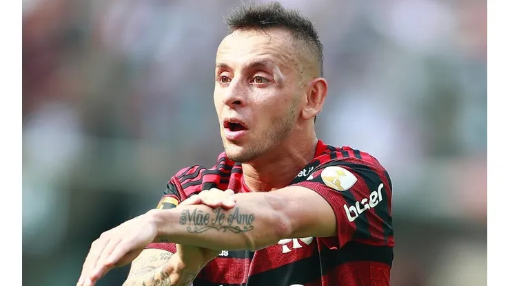 Rafinha voltando ao Fla — Foto: Getty Images