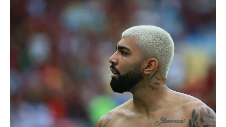 Gabigol comemorando gol — Foto: Getty Images
