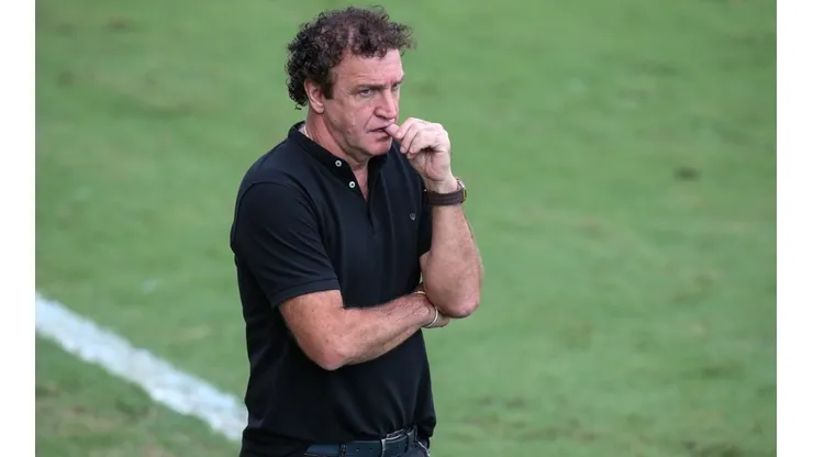 Santos já tem três técnicos na mira para o lugar de Cuca, diz jornalista