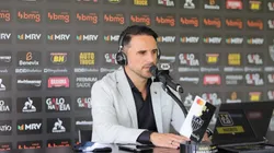 Rodrigo Caetano durante coletiva — Foto: Pedro Souza / Agência Galo / Clube Atlético Mineiro