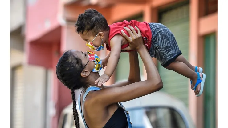 Após Auxílio Emergencial, programa prevê ajudar famílias com dificuldades financeiras