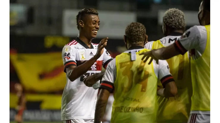 Bruno Henrique comemora vitória contra o Sport