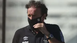 Cuca faz sucesso no Peixão — Foto: Ivan Storti/Santos FC