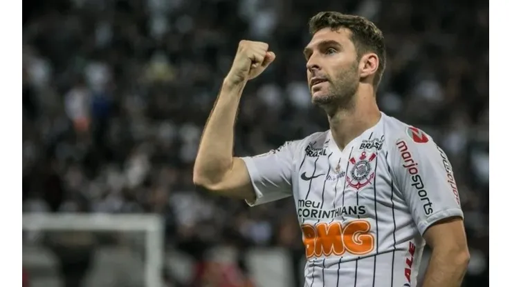 Boselli anuncia sua saída do Corinthians