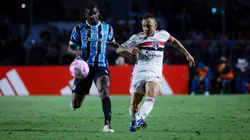 São Paulo e Grêmio duelam pelo Campeonato Brasileiro com histórico empatado na competição. Foto: Fabio Giannelli/AGIF