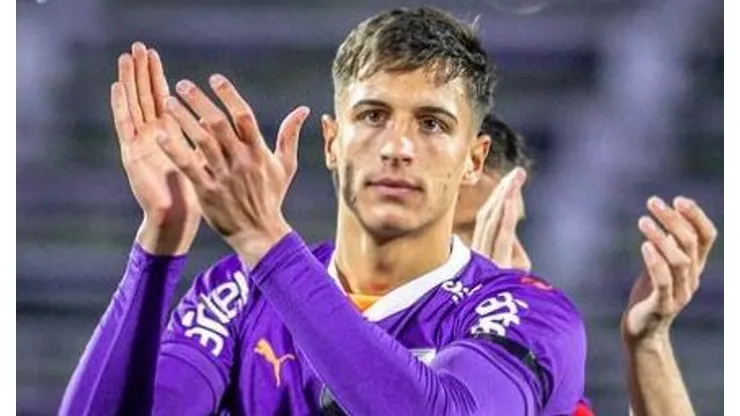 Facundo Bernal entrou em um acordo com o Tricolor - Foto: Divulgação Defensor Sporting