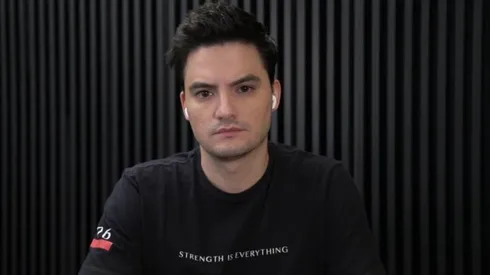 Após novo vexame, Felipe Neto 'joga a toalha