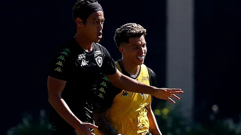 Honda e Nazário: vínculos renovados (Foto: Vitor Silva/Botafogo/Divulgação)