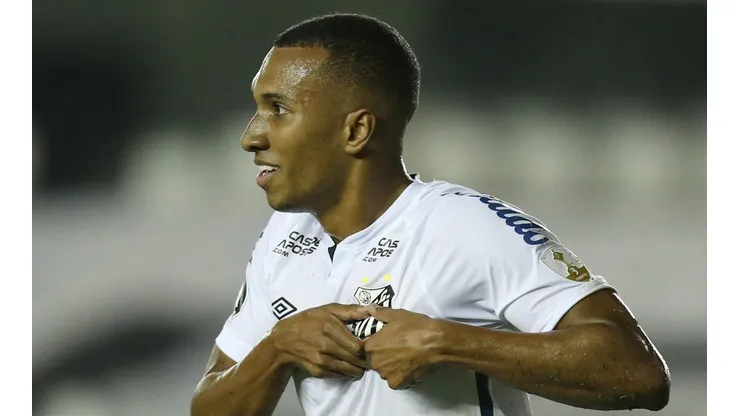 Santos x Ceará entram em campo, na Vila Belmiro, pelo jogo de ida das oitavas de final da Copa do Brasil - (Getty Images)